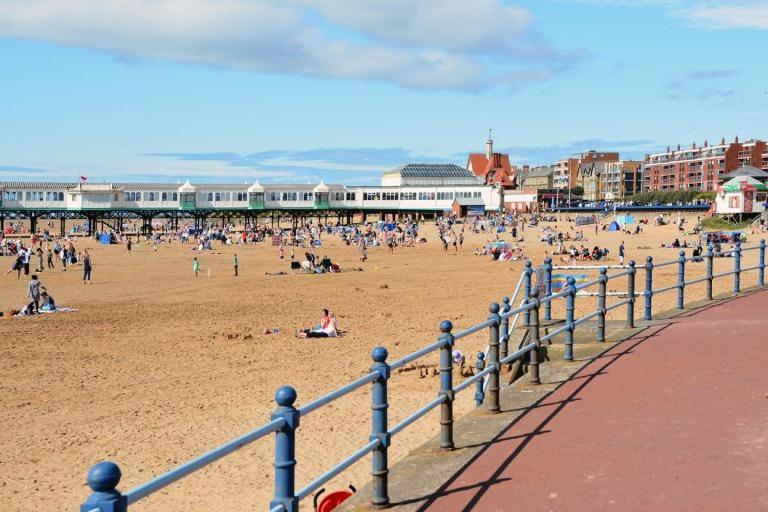 Cumbria Guest House Lytham St. Annes Eksteriør bilde